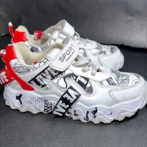 Kids Chunky Fashion Sneakers – White/Black/Red – Size 32